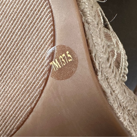 Women’s Lucky Brand Coyna Floral Beige Espadrille Wedge Sandals – NWOT Size 7M - Picture 5 of 5